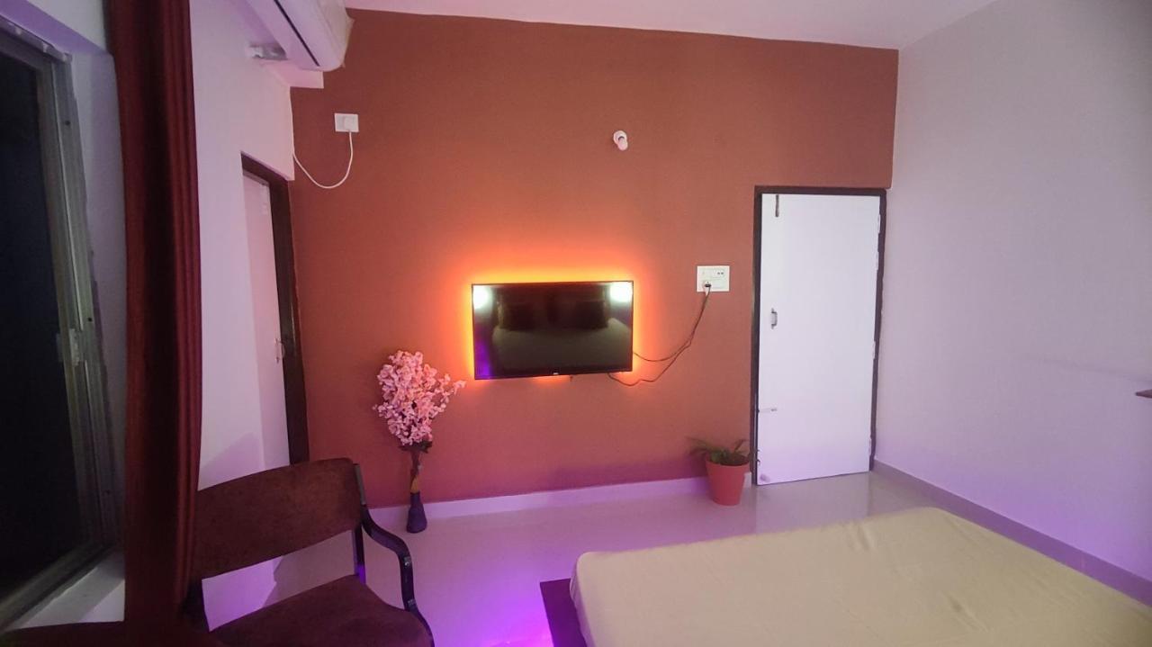 Jorhāt Casa Felice Luxuryアパートホテル エクステリア 写真